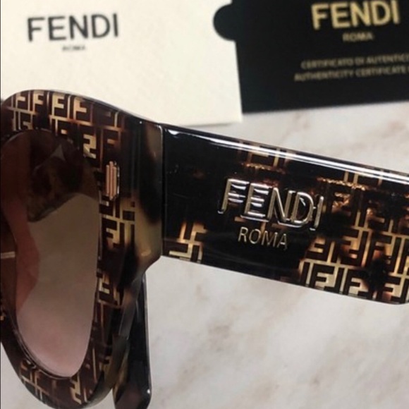 ?NEW FENDI SHOW STOPPER SUNGLASSES ? main image 10